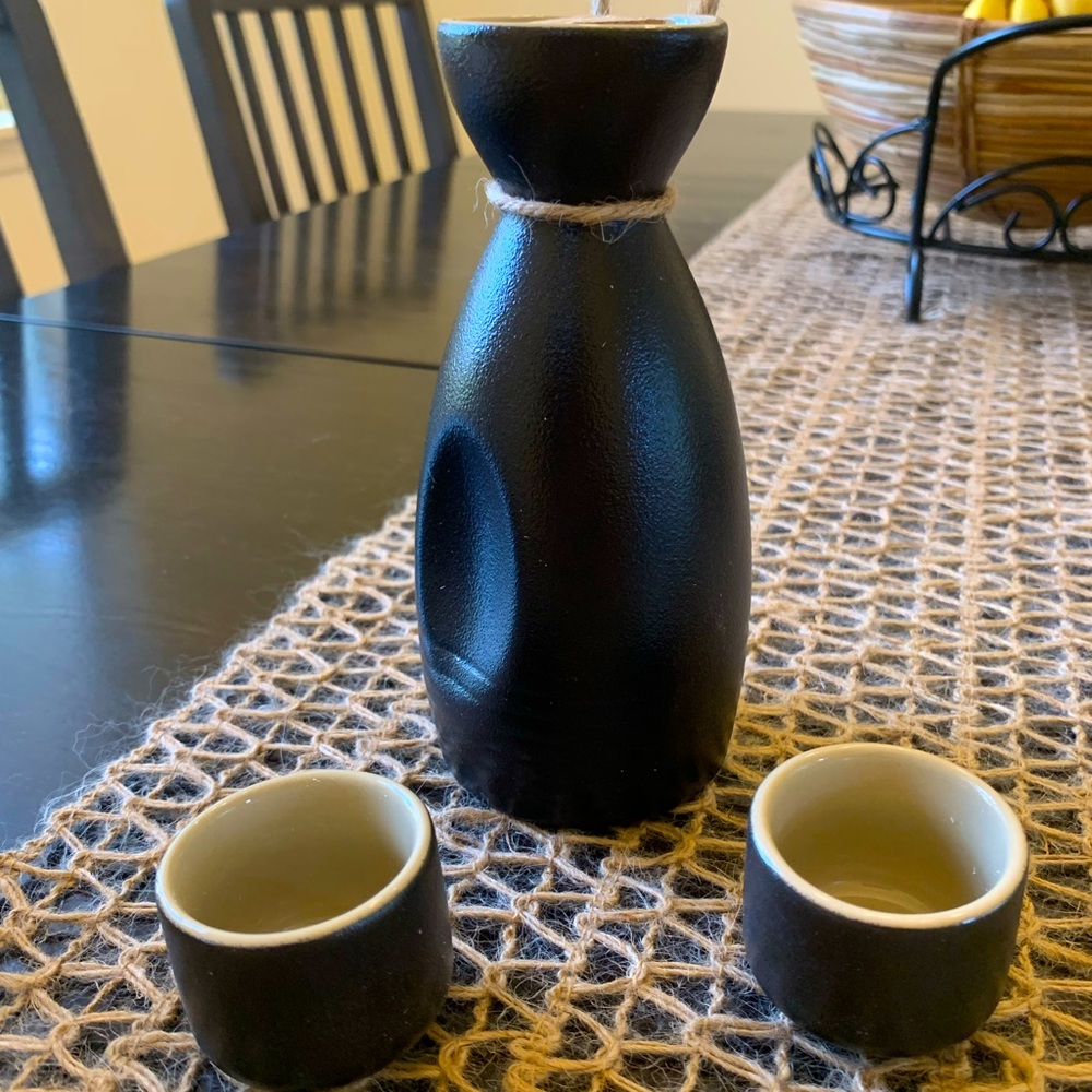 Sake Drinking Set *NEW*